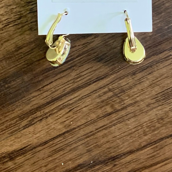 Loft crystal drop earring - Picture 8 of 8